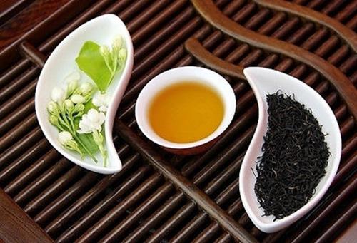 为什么饭后喝茶不好？与茶相克的食物