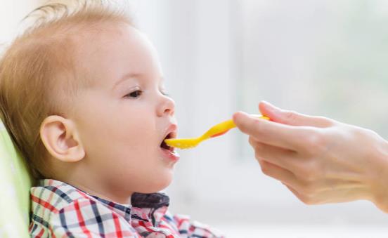 孩子总是不好好吃饭 从孩子的角度出发建立规律的饮食习惯