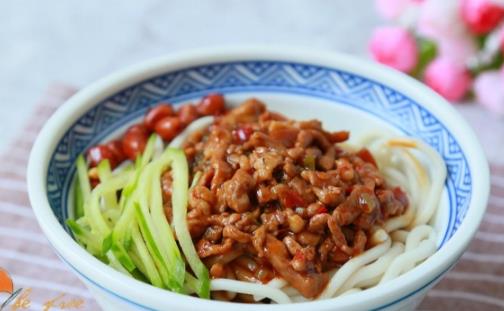 减脂食谱鸡胸肉 常见的鸡胸肉食谱