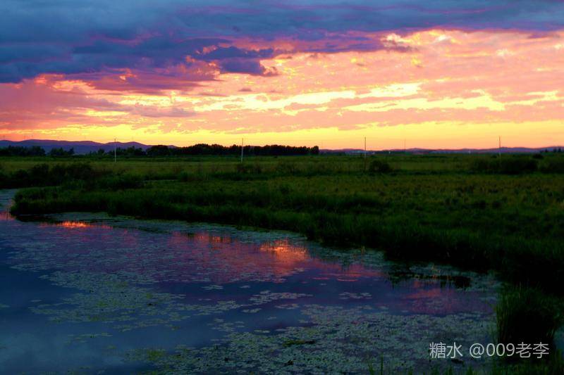 密山市东南中俄边境，有这么一个湖，景色浑然天成