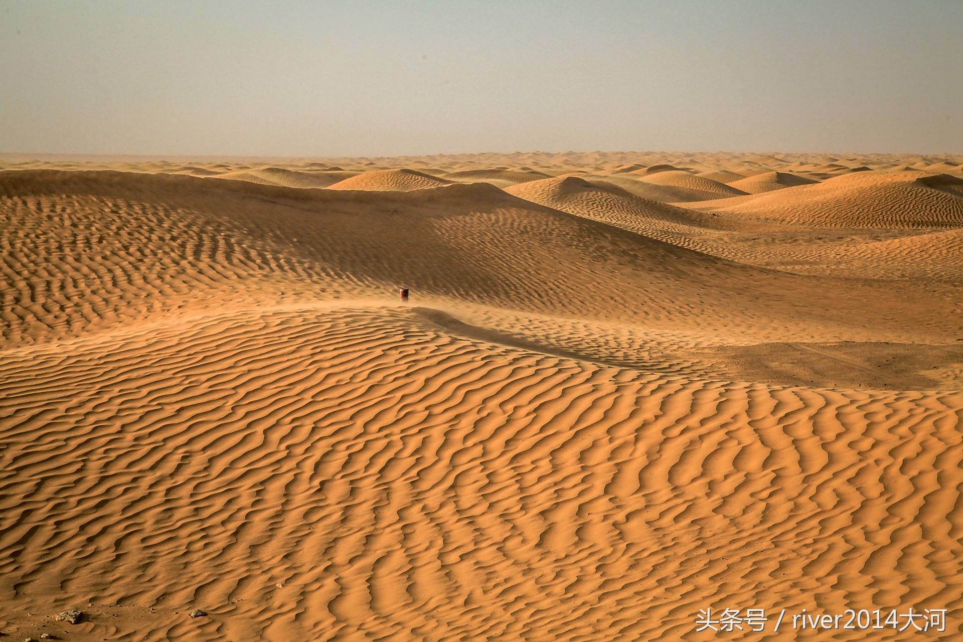 世界上最大的沙漠，跟美国面积差不多大，已是旅游景点