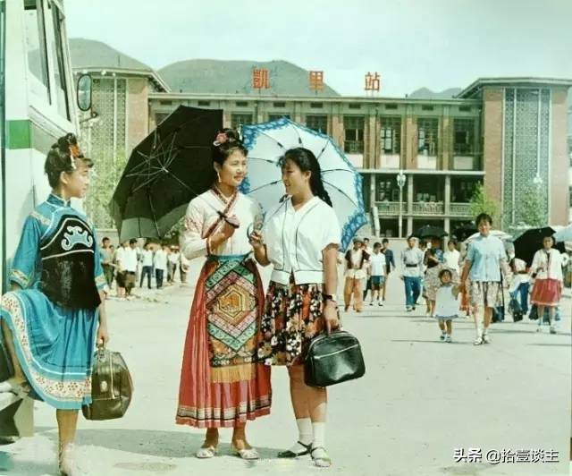 老照片：贵州凯里市，30年的岁月变迁，一座城市的历史记忆