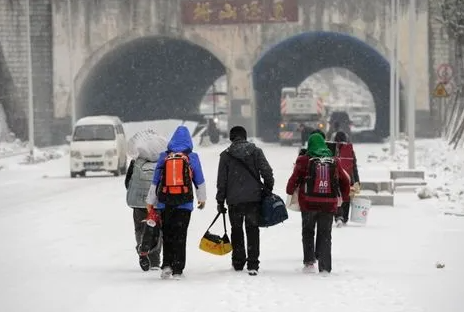 2023年过年回家是先报备还是回家以后报备1