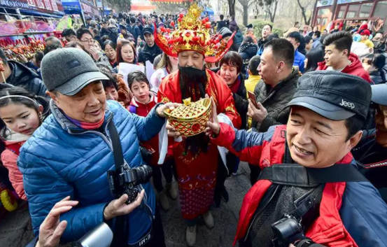 2023除夕夜接财神好吗3