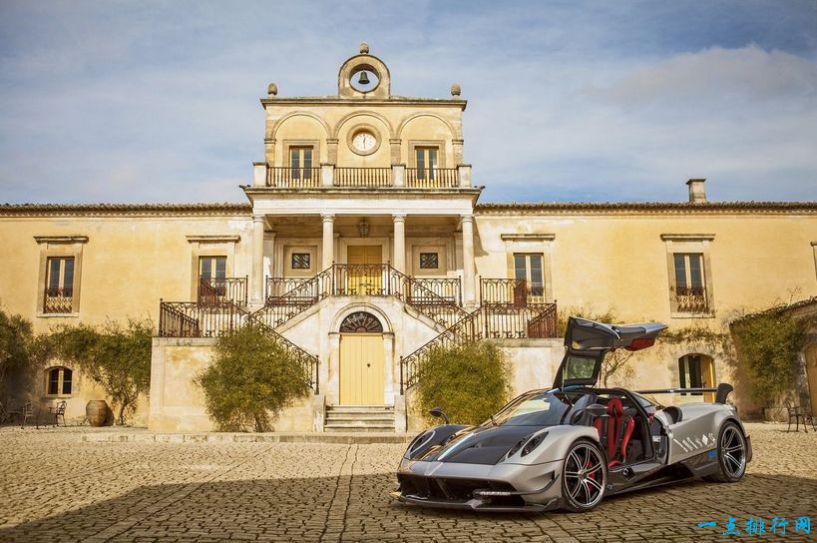 世界上最昂贵的跑车排行榜：帕加尼Huayra 260万美元