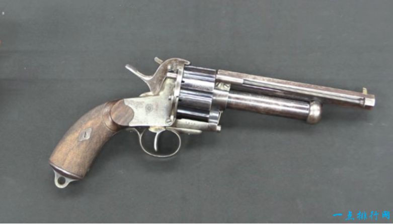 LeMat grapeshot revolver