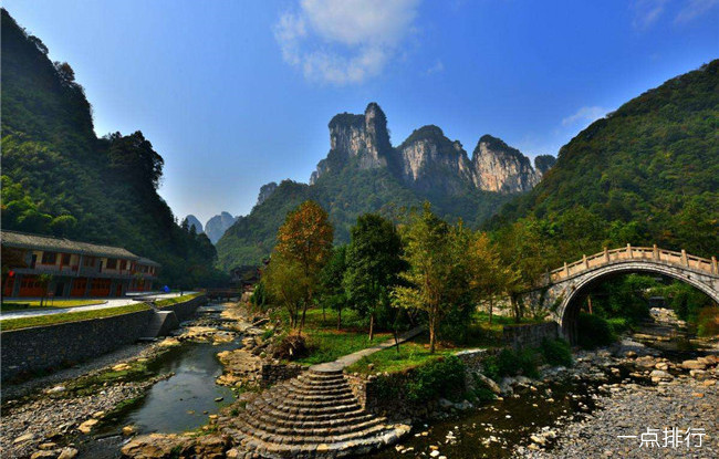 德夯风景区