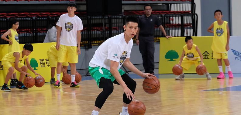 林书豪为什么没有球队要 林书豪当过球队老大吗