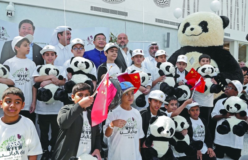 动物园根据大熊猫安排了大熊猫,大熊猫国家公园来了,两只大熊猫即将抵达莫斯科,迪拜世博会 大熊猫