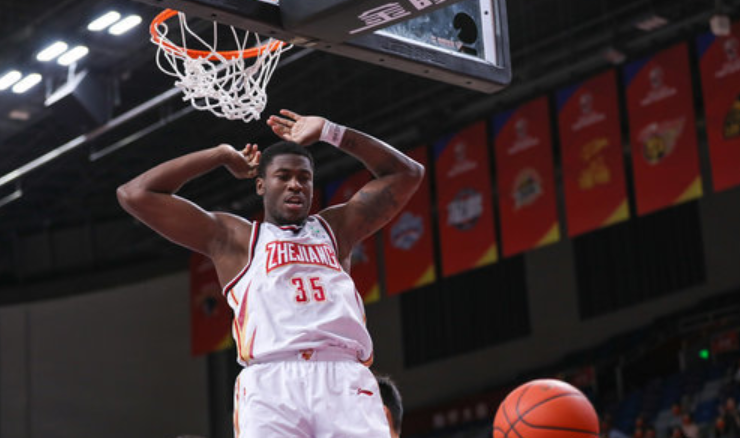 浙江官方:外援赖特膝盖受伤,至少伤停一个月