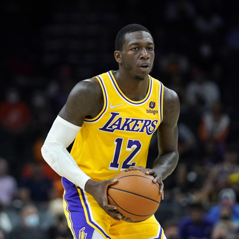 湖人打了多少场比赛 湖人纳恩防守