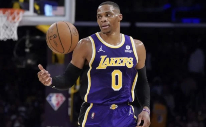 威斯特布鲁克合同 威斯布鲁克职业生涯合同 威斯布鲁克签约 威斯布鲁克续约