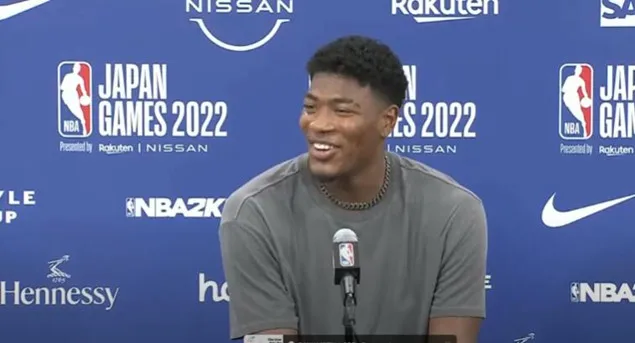 八村垒:今晚库里球迷比我的球迷还多,我有点困惑