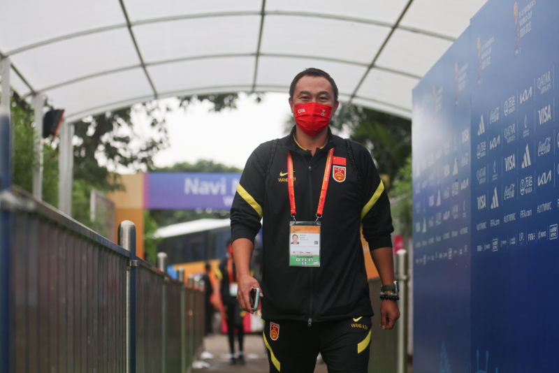 女足u17主教练,国足门将安琦,王安治 足球