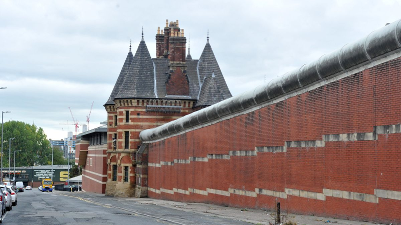 全景展现格林伍德在押监狱:前狱友包括门迪;菜单四周一换