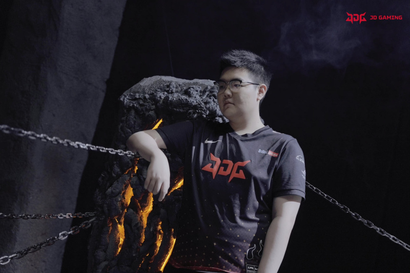 jdg不敌t1后,369发文:很遗憾今年没走到最后,抱歉