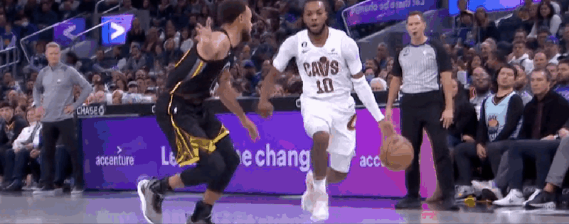 库里连进三分 库里生涯恶意犯规