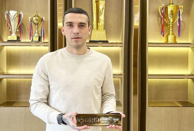 体坛:武汉三镇外援斯坦丘获2022年罗马尼亚足球先生