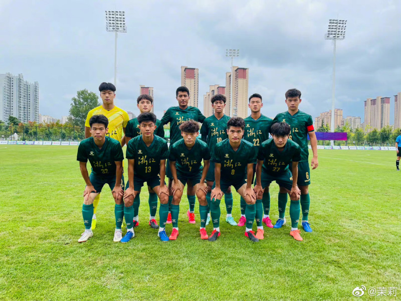 记者:张玉宁的弟弟张玉全,正在深圳u21梯队试训