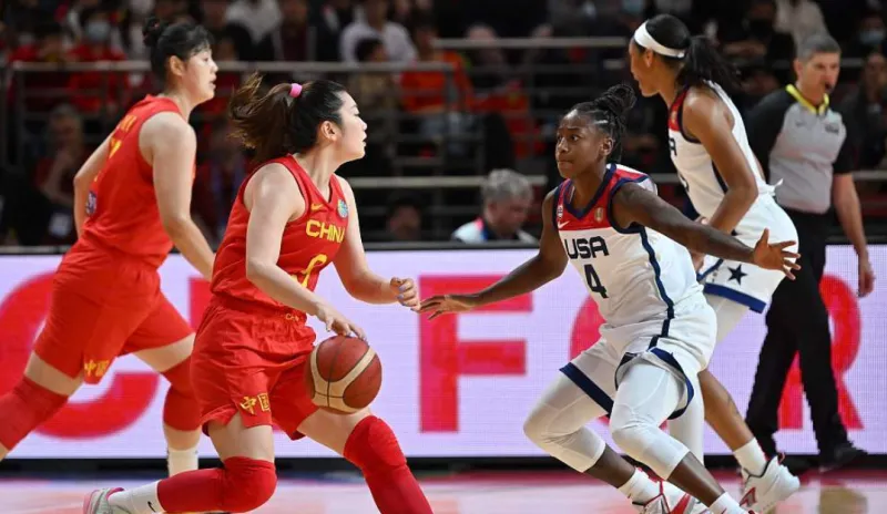 贾磊:看女篮姑娘们的比赛,真的是让人赏心悦目吗,贾磊 篮球,篮球记者贾磊个人资料,刘潇磊女篮