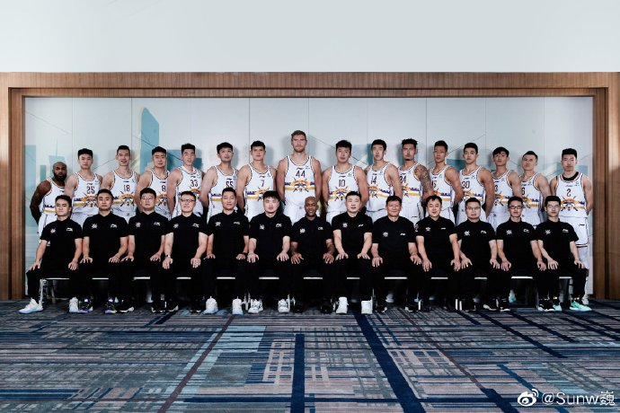 孙巍晒定妆照:cba第一个赛季积累经验,做好每一件小事