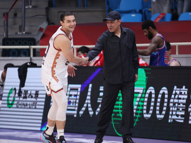 同曦不敌新疆惨遭联赛连败,新疆队和同曦直播,新疆男篮对同曦比赛直播,新疆男篮对南京同曦