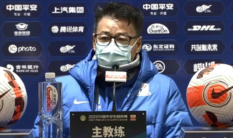 吴金贵:我们将以全华班出战明天的比赛,为巴索戈送上祝福