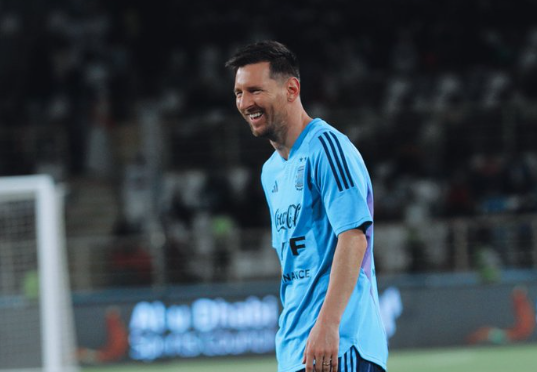 梅西十大逆天进球 梅西著名比赛