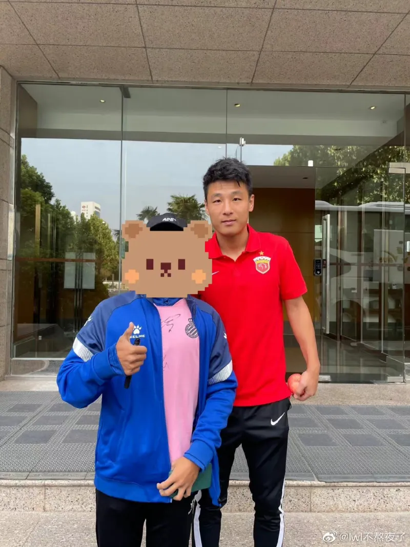 西班牙人巴尔加斯和武磊