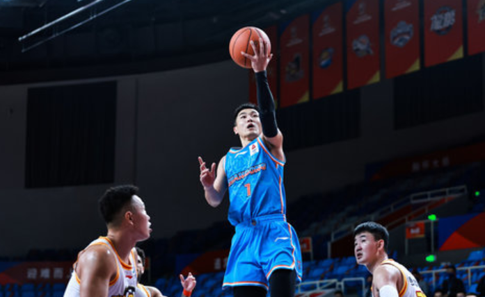 高诗岩半场三分,高诗岩连得6分,高诗岩35分17助攻,高诗岩关键两罚定胜局 遗憾!15+9+12与三双擦肩