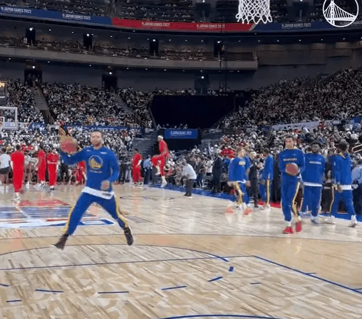 库里超高弧度投篮,库里投篮精彩瞬间