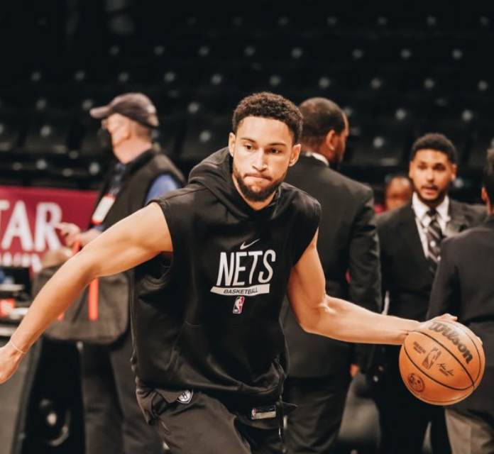 西蒙斯三分集锦 西蒙斯一共进了几个三分