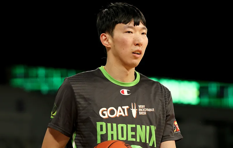 澳洲nbl:凤凰大胜破坏者,周琦得到10分6篮板2助攻