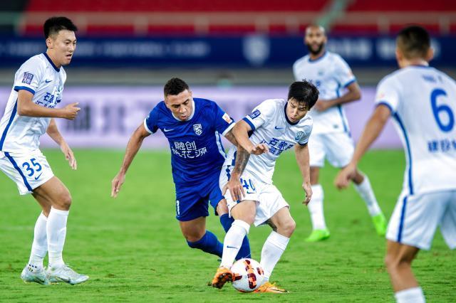 朱可夫:仿佛火锅能代表一切中餐;非常喜欢吃热干面