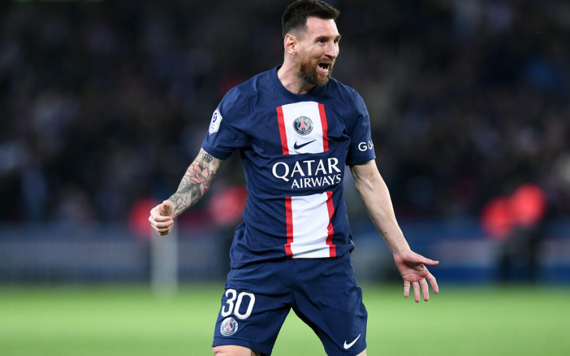 官方:梅西与巴黎签约两年 巴黎为签梅西真拼了!看看他们付出的代价有多大