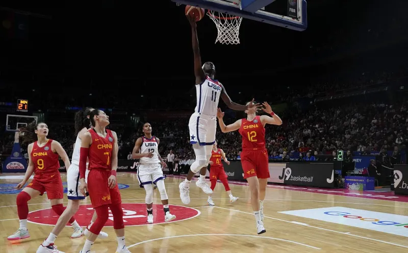 女篮亚洲杯李梦 女篮李梦62分视频 中国女篮李梦最近比赛录像 中国女篮李梦个人资料