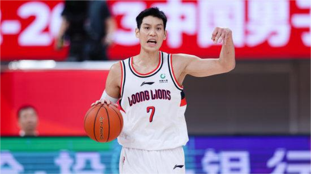 林书豪一场9个三分 林书豪最后一个三分