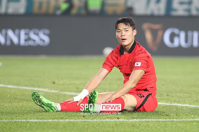 第26+1人!不在韩国队大名单中的吴贤揆也将随队出征卡塔尔